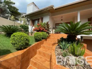 Casa com 4 dormitórios, foto 2