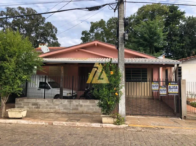 Casa com 3 dormitórios
