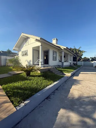 Casa com 3 dormitórios, foto 1