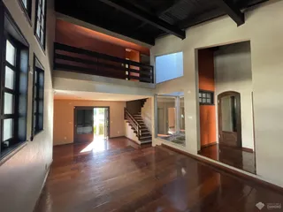 Casa com 4 dormitórios, foto 3
