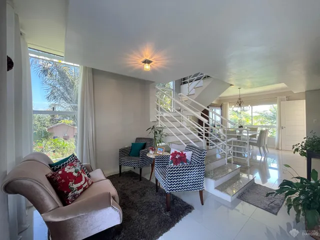 Casa com 3 dormitórios, foto 2