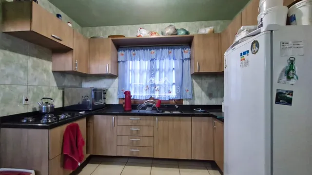 Casa com 2 dormitórios, foto 3