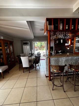 Casa com 4 dormitórios, foto 8