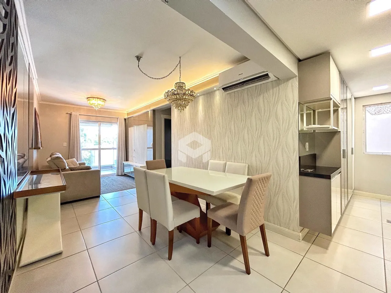 Apartamento com 3 dormitórios, foto 1