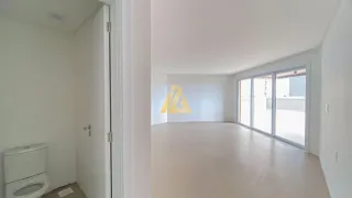 Apartamento com 2 dormitórios, foto 32