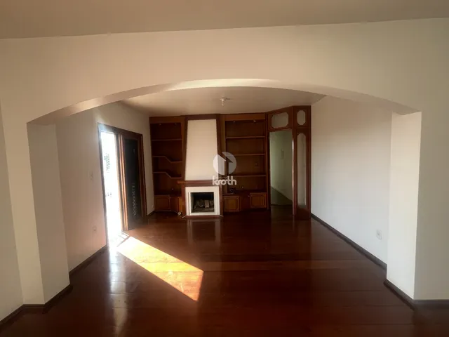 Apartamento com 3 dormitórios, foto 2
