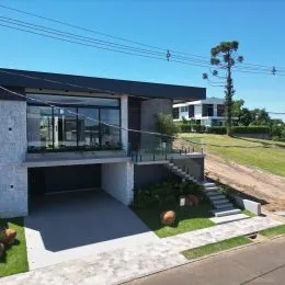 Casa com 3 dormitórios, foto 2