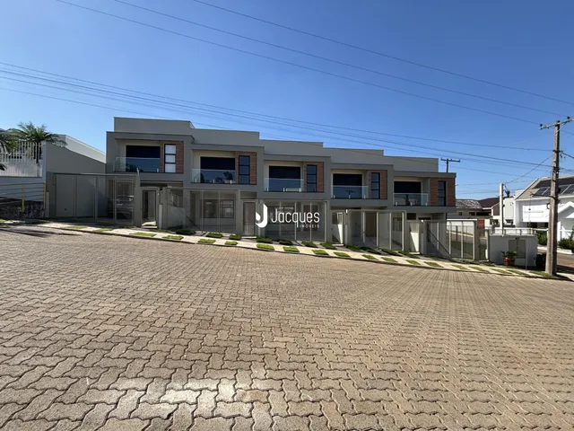 Fachada de um prédio residencial em Lajeado, Brasil.