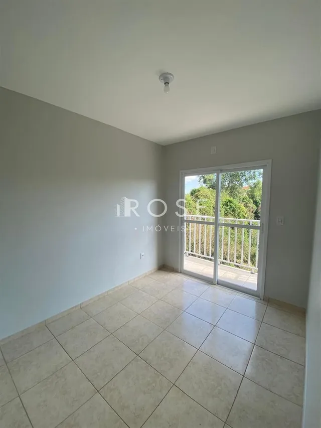 Apartamento com 2 dormitórios, foto 3
