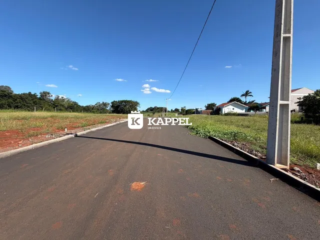 Uma foto da estrada de acesso de uma propriedade em Lajeado, Brasil.