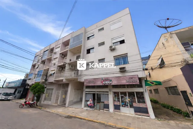 Fachada de um prédio residencial em Lajeado, Brasil.