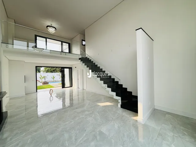 Casa com 3 dormitórios, foto 2