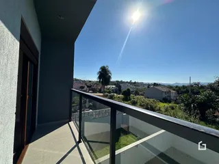 Vista da varanda com vista para a paisagem.