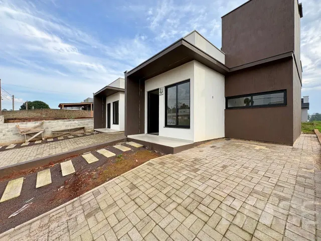 Casa geminada com 3 dormitórios