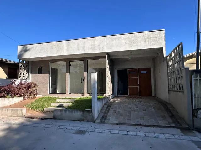 Casa com 1 dormitório