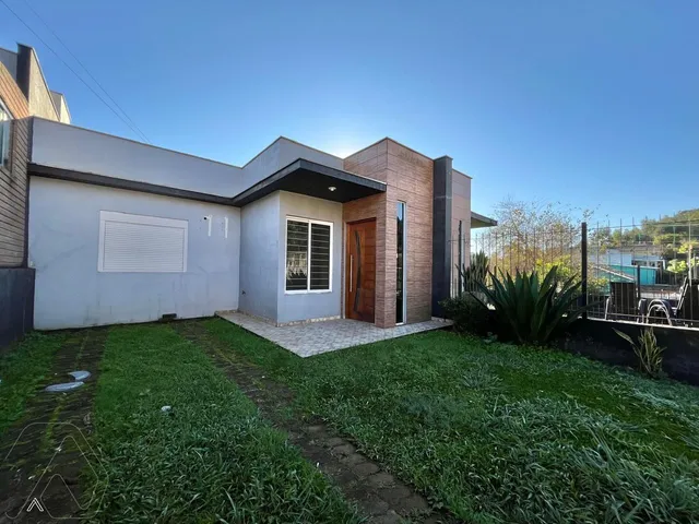 Casa geminada com 2 dormitórios