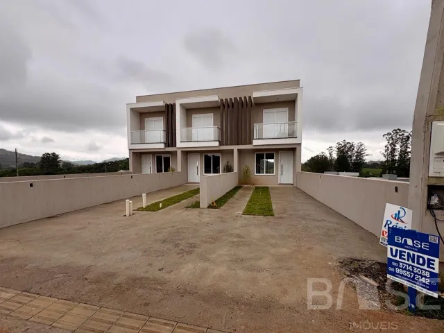 Sobrado com 2 dormitórios