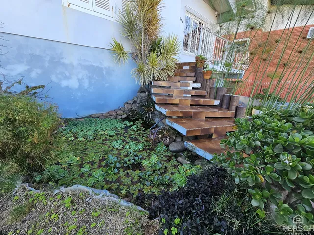Casa com 4 dormitórios, foto 3