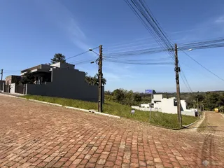 Fachada de uma residência moderna em Lajeado, Brasil.