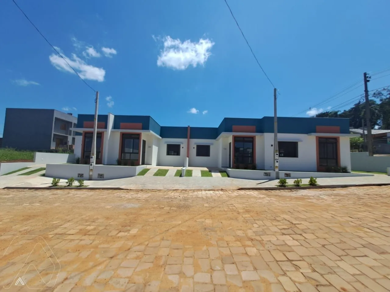 Casa geminada com 2 dormitórios, foto 1