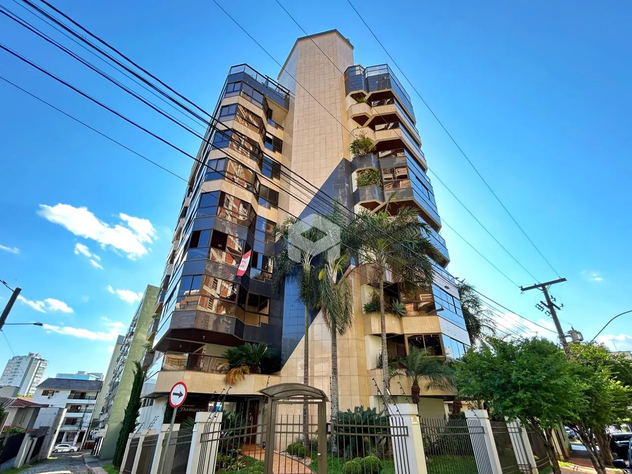 Apartamento com 3 dormitórios, foto 1