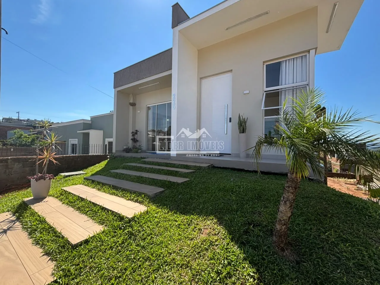 Casa com 2 dormitórios, foto 1