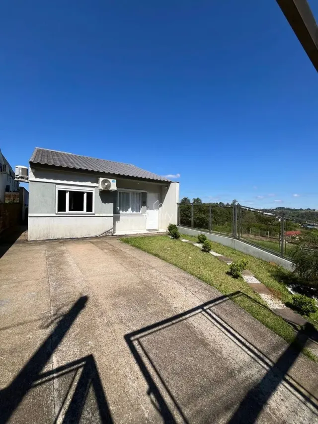 Casa geminada com 2 dormitórios, foto 2