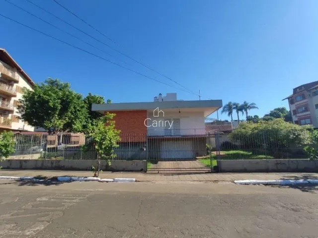 Casa com 3 dormitórios