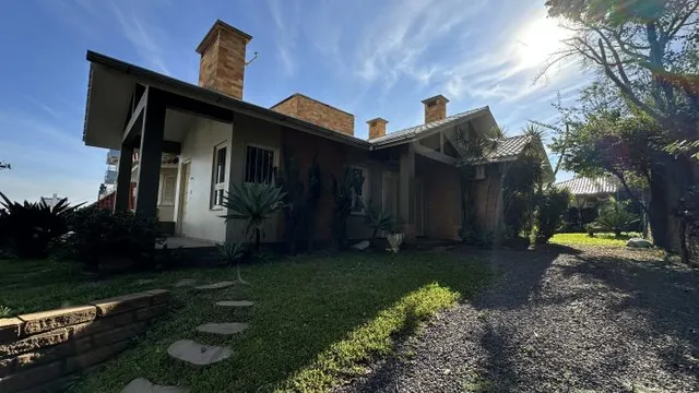 Casa com 3 dormitórios