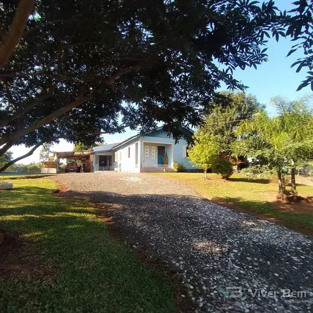 Casa com 4 dormitórios