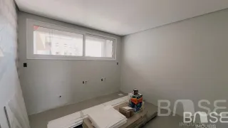Apartamento com 3 dormitórios, foto 5