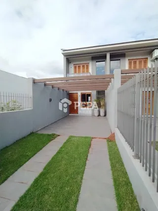 Sobrado com 2 dormitórios