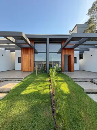 Casa geminada com 3 dormitórios, foto 2