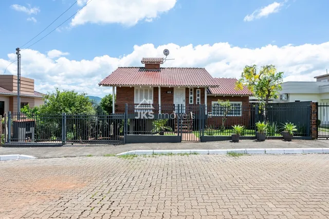 Casa com 3 dormitórios