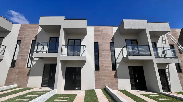 Sobrado com 2 dormitórios