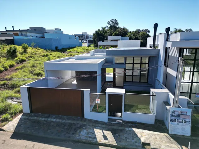 Casa com 3 dormitórios