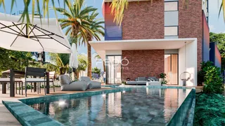 Foto da piscina e área externa de uma residência em Lajeado.