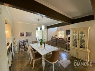 Casa com 4 dormitórios, foto 3