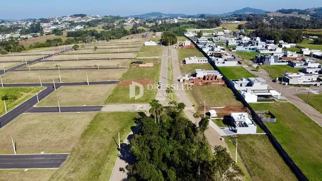 Vista aérea de uma área de desenvolvimento residencial em Lajeado, Brasil.