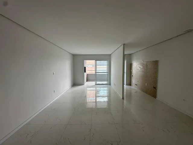 Apartamento com 3 dormitórios