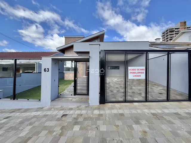 Casa com 3 dormitórios