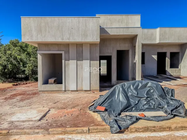 Fachada de uma casa em construção em Lajeado, Brasil.