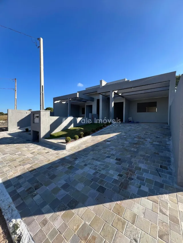 Casa geminada com 3 dormitórios