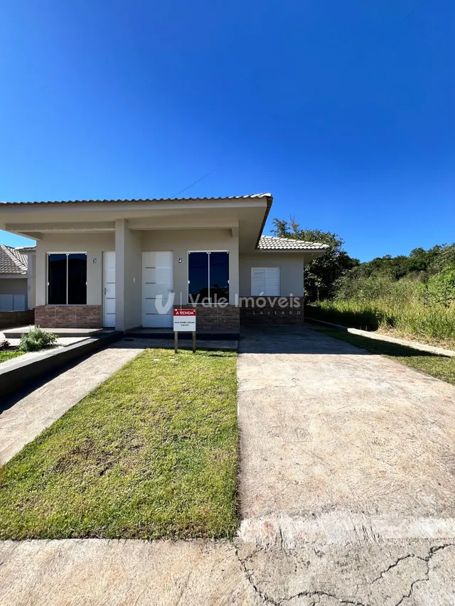 Exterior da fachada de uma casa em Lajeado, Brasil.
