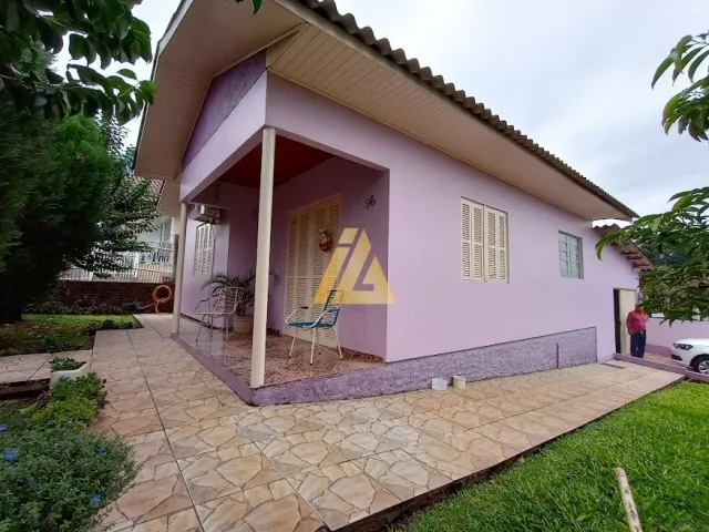 Casa com 2 dormitórios