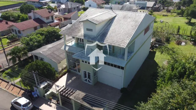 Casa com 2 dormitórios