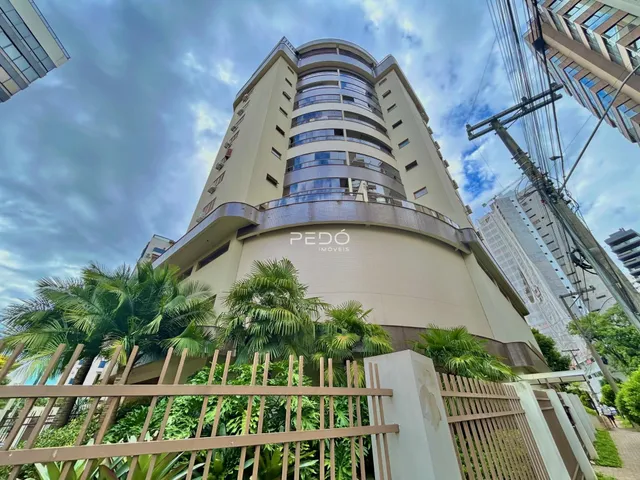 Fachada de um edifício residencial em Lajeado, Brasil.