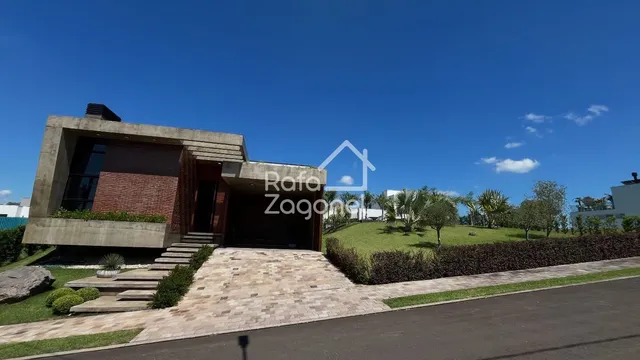 Casa com 3 dormitórios