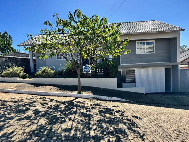 Casa com 3 dormitórios