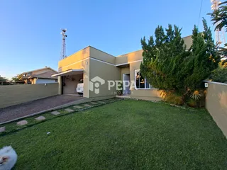 Casa com 3 dormitórios, foto 1
